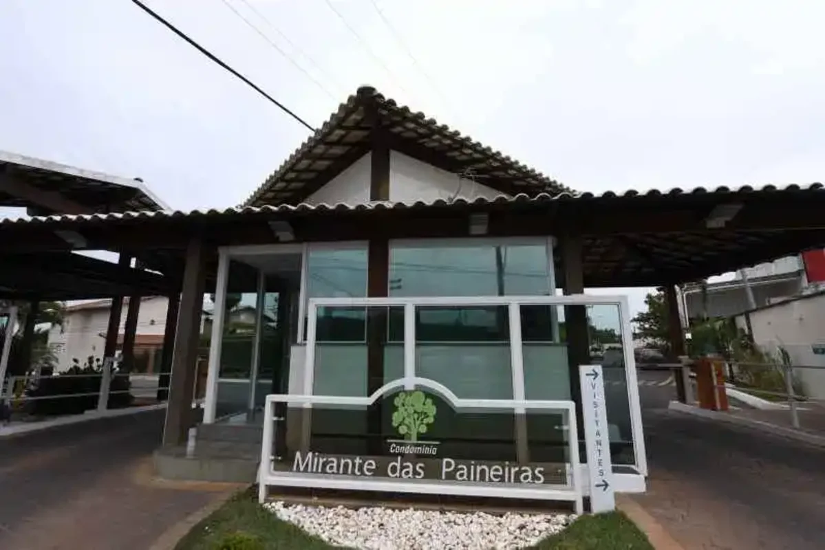 Condomínio Mirante das Paineiras, no coração do Jardim Botânico, Brasília. Excel...