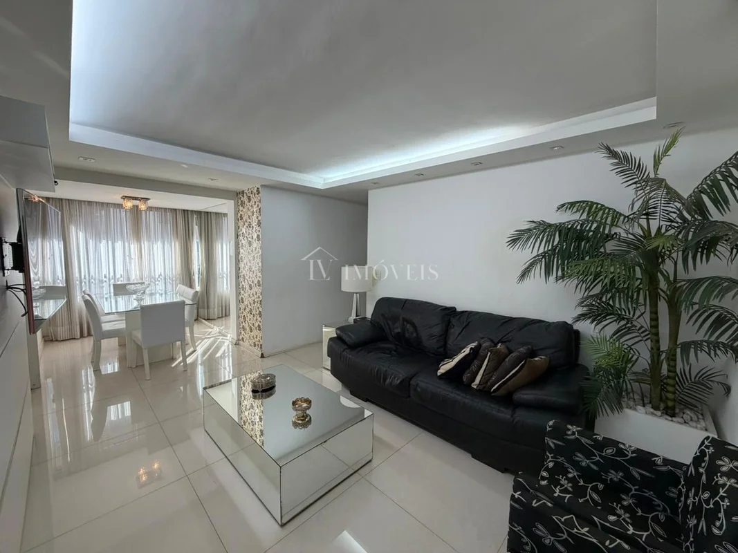 Lilian Vieira Vende:Sudoeste Quadra 104 | Canto | Varanda | DCE | 1 VagaApartame...