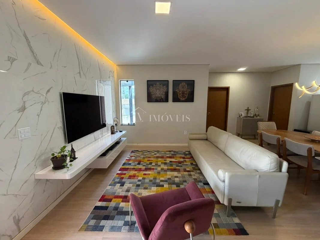 Lilian Vieira Vende:Guará 2 Bernardo Sayão | Térrea | 4 Quartos | Jacuzzi | Casa...