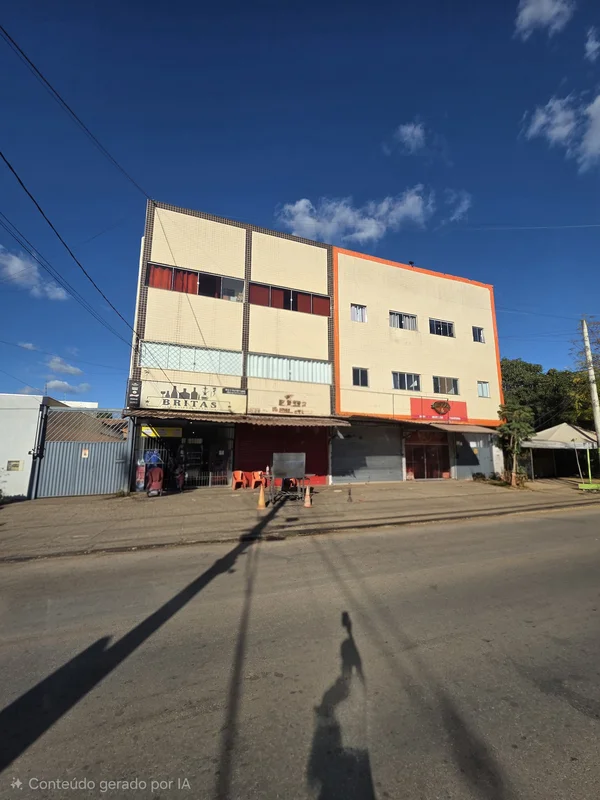 Excelente Apartamento no Jockey SHVP conjunto 10, trecho quadra 03.- 2 Quartos a...