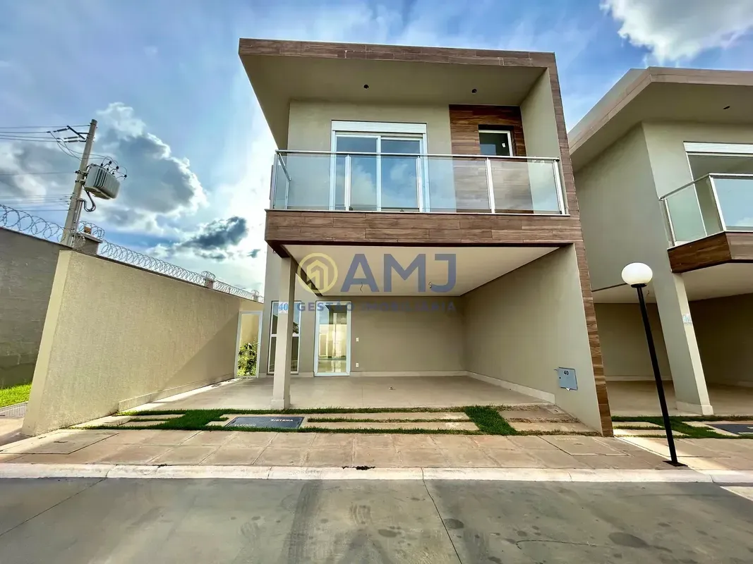 SOBRADO NO CONDOMÍNIO ATLANTIC DI LOURENZZOEncante-se com este excelente sobrado...