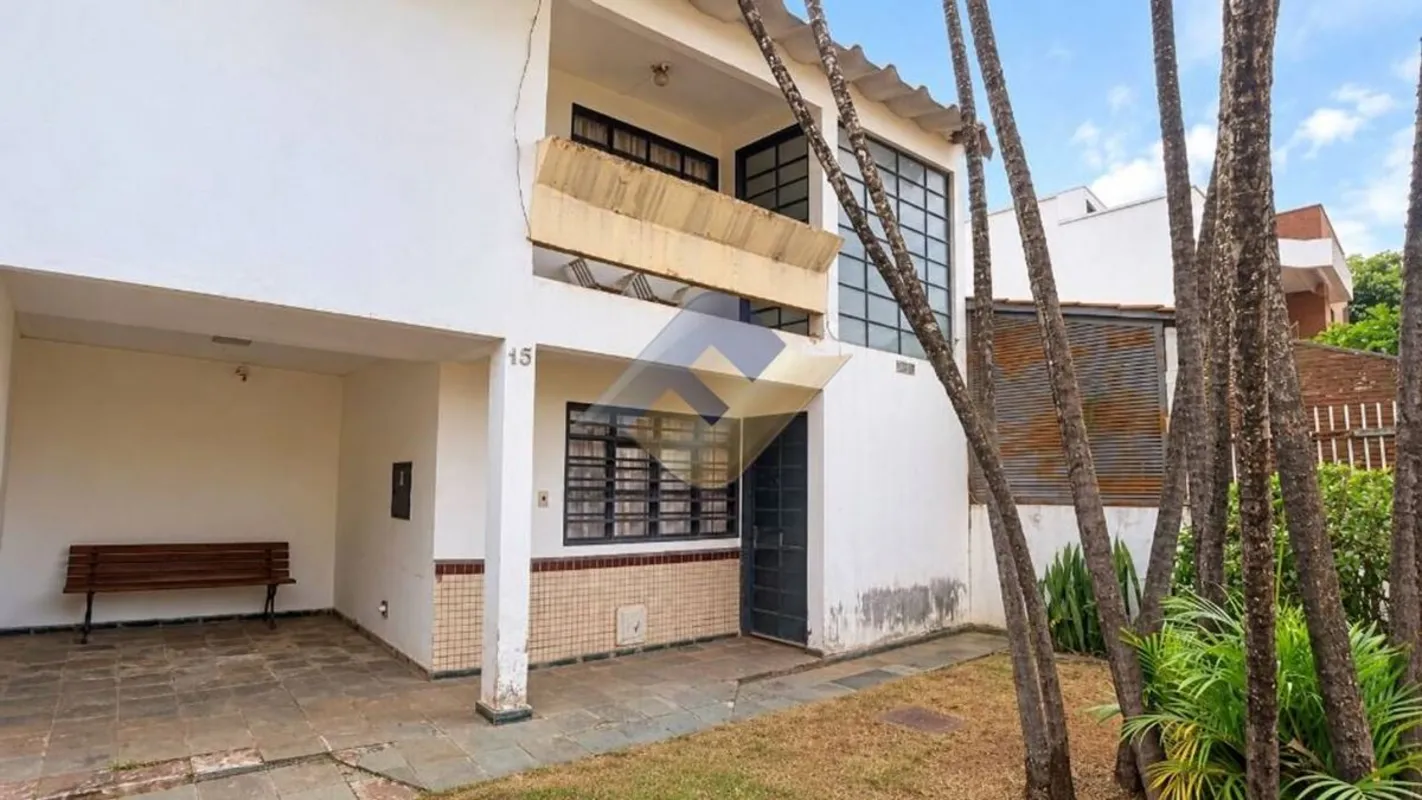 QI 11 Guará I | Casa 5 Quartos (1 Suíte) | 2 Vagas | Excelente Localização Oport...