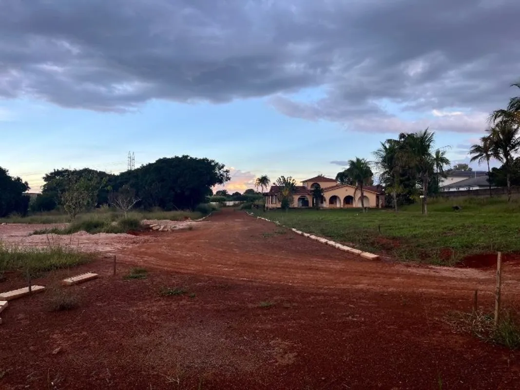 À procura do terreno dos seus sonhos? Conheça esta incrível oportunidade de inve...