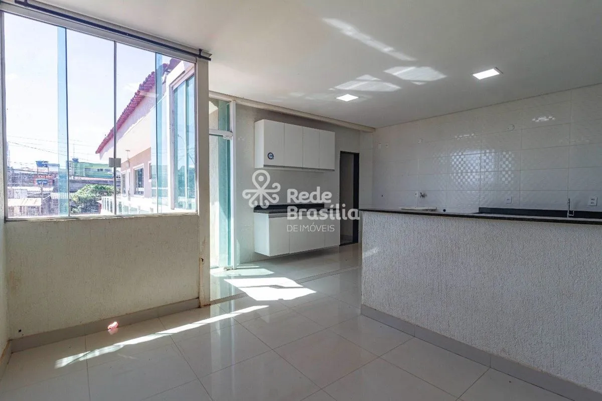 TH13429 - Qnn 18 Ceilândia, Casa 03 quartos, 95m². Agende sua visita! Imóvel com...