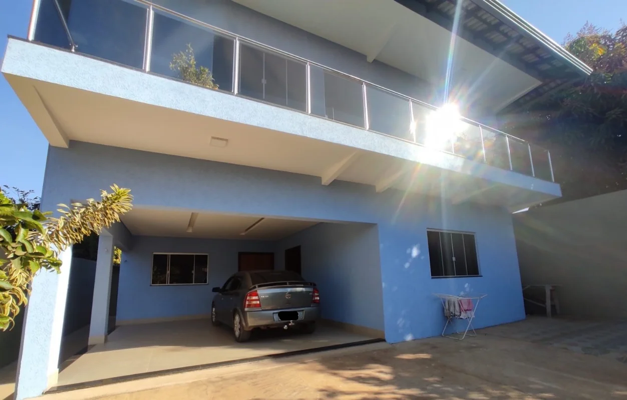 Casa lote 400m2-4 suites-col.agr.SamambaiaCASA NOVA (ALTO PADRÃO) PÉ DIREITO DUP...