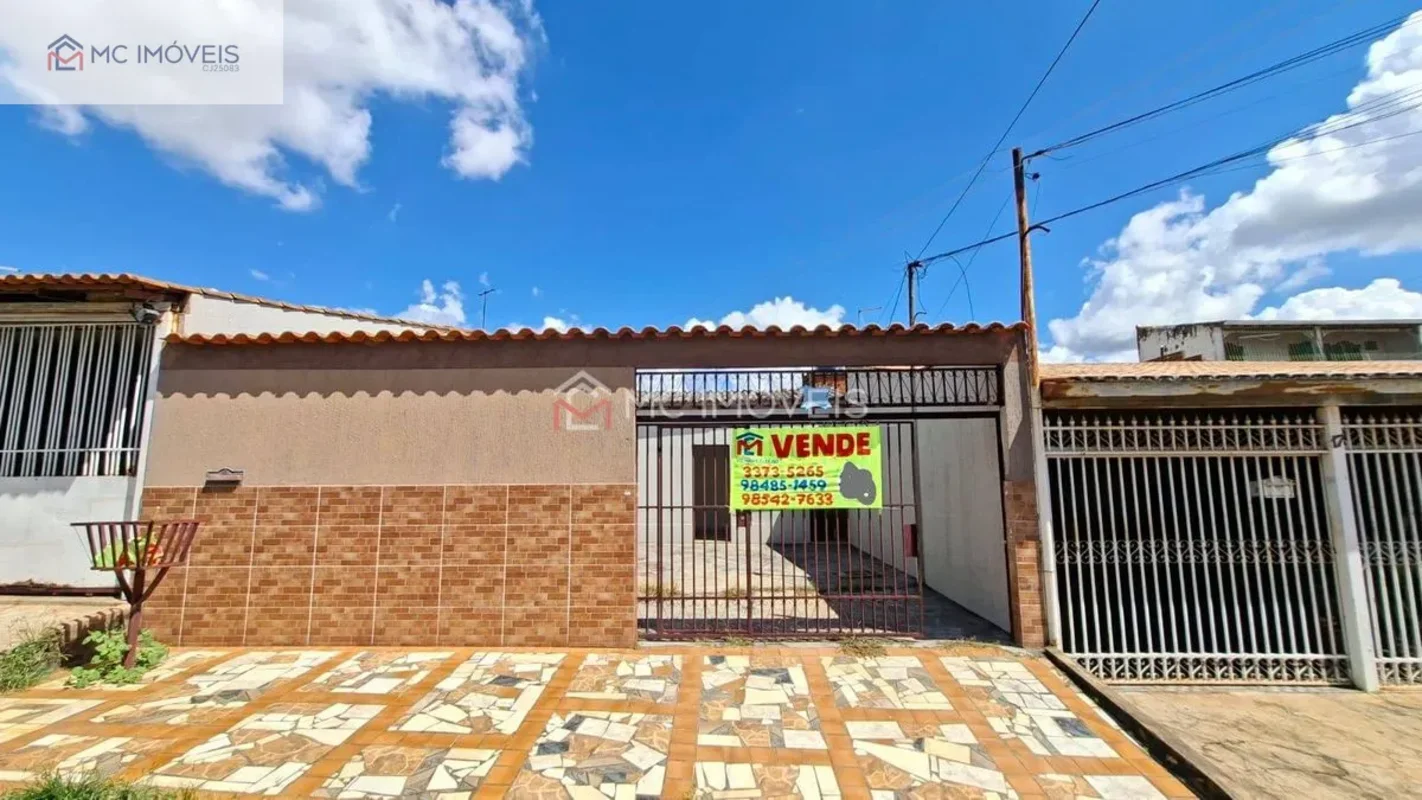 Casa à Venda na QNO 15 Conjunto C | 2 Casas no Lote | 3 Quartos | 4 VagasExcelen...