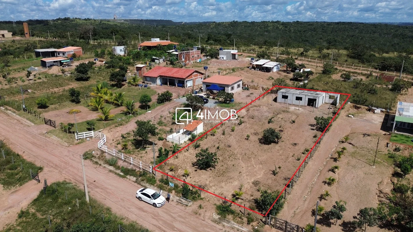 Lote em condomínio fechado às margens do Rio Areias em Alexânia, Goiás. O lote p...