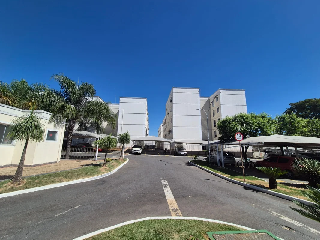 Condomínio Gran Império Setor Vila Brasília Apartamento usado com lazer completo...