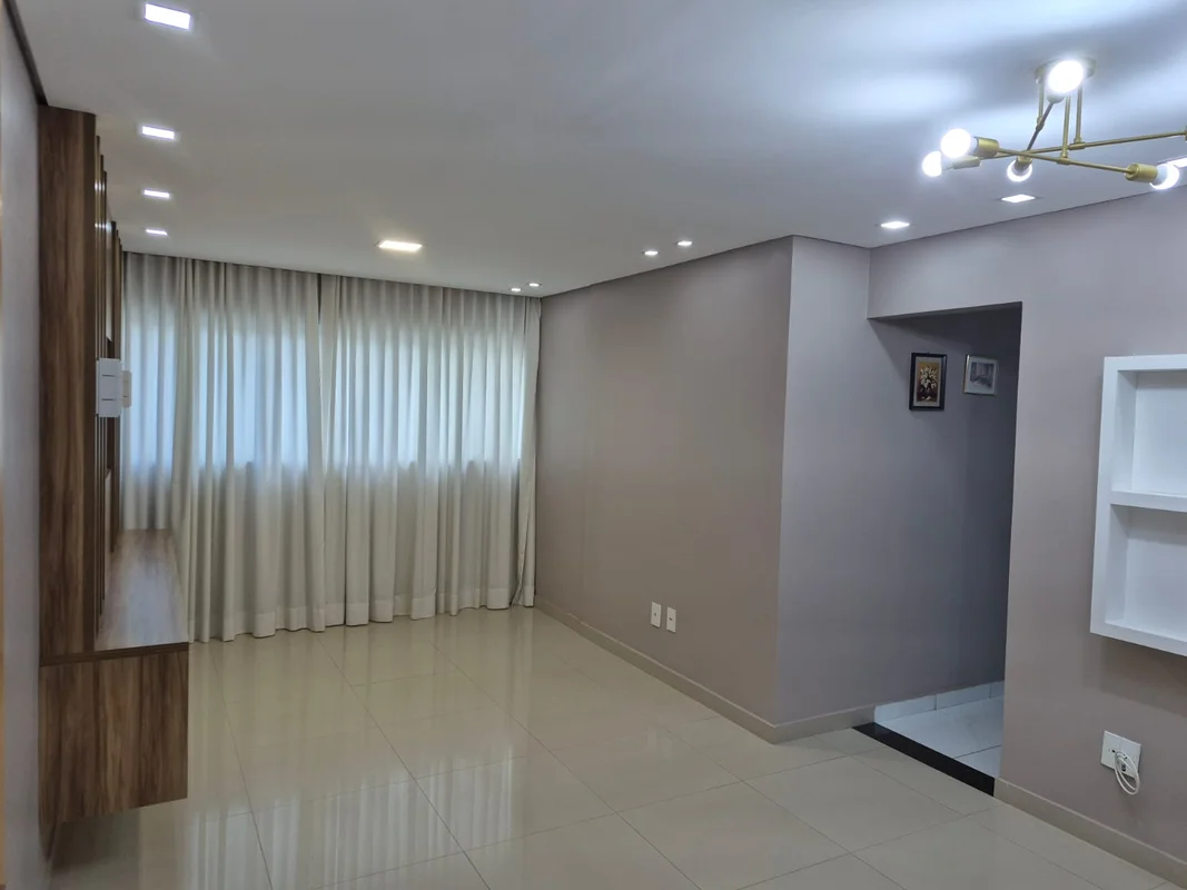 Apartamento Reformado para Locação – Conforto, Sofisticação e Pronto para MorarE...