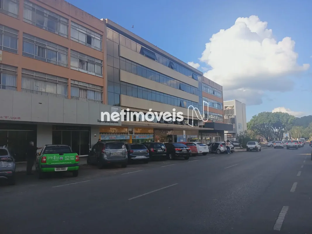 A) O preço anunciando corresponde ao valor mensal líquido e só vale para os paga...