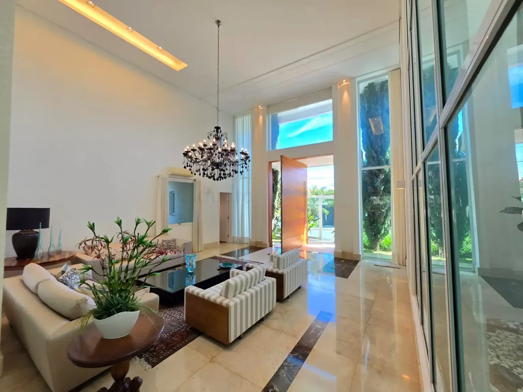 SHIS QI 19, solicite uma visita e um vídeo!Claudio ScarpeloA arquitetura tem aqu...