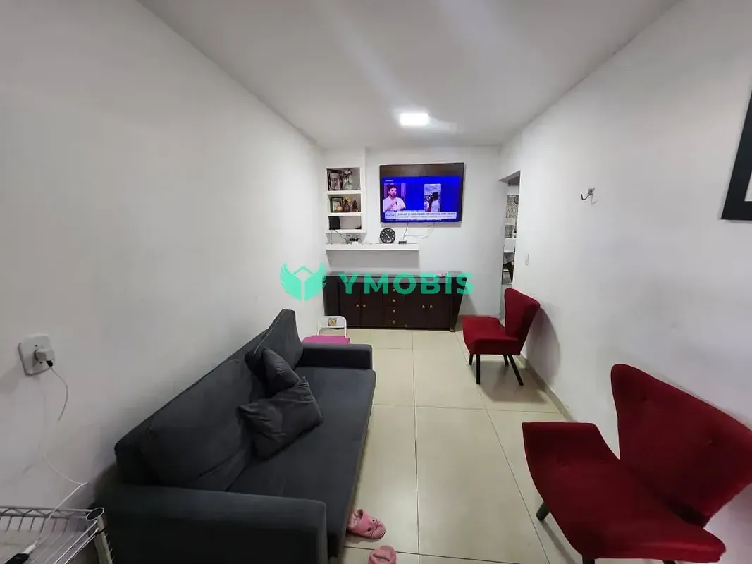 Casa de Esquina no Recanto das Emas Conforto e Localização Estratégica! Localiza...