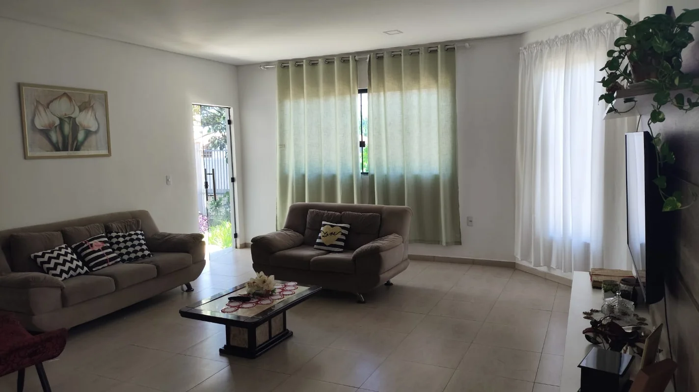 Casa muito bem estruturada na laje 260m² de área privativa construídos em um ter...