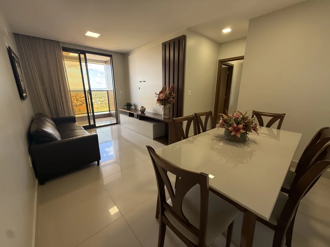 Ilha Bela Residence, na SQB 1, Guara I, DF. Este apartamento padrão de 3 dormitó...
