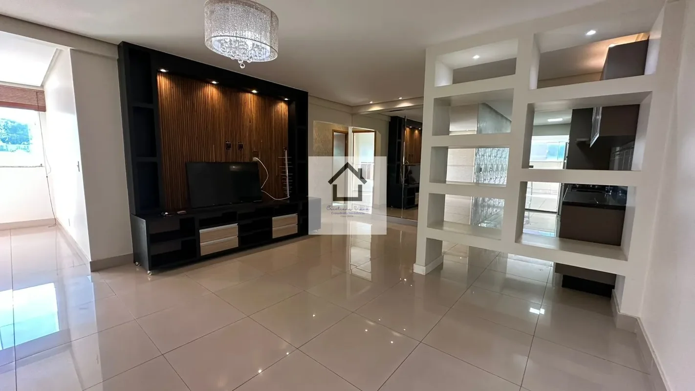 Cristiane Viana VendeRUA 03 CH 94 ED. IMPERIALExcelente apartamento reformado;- ...