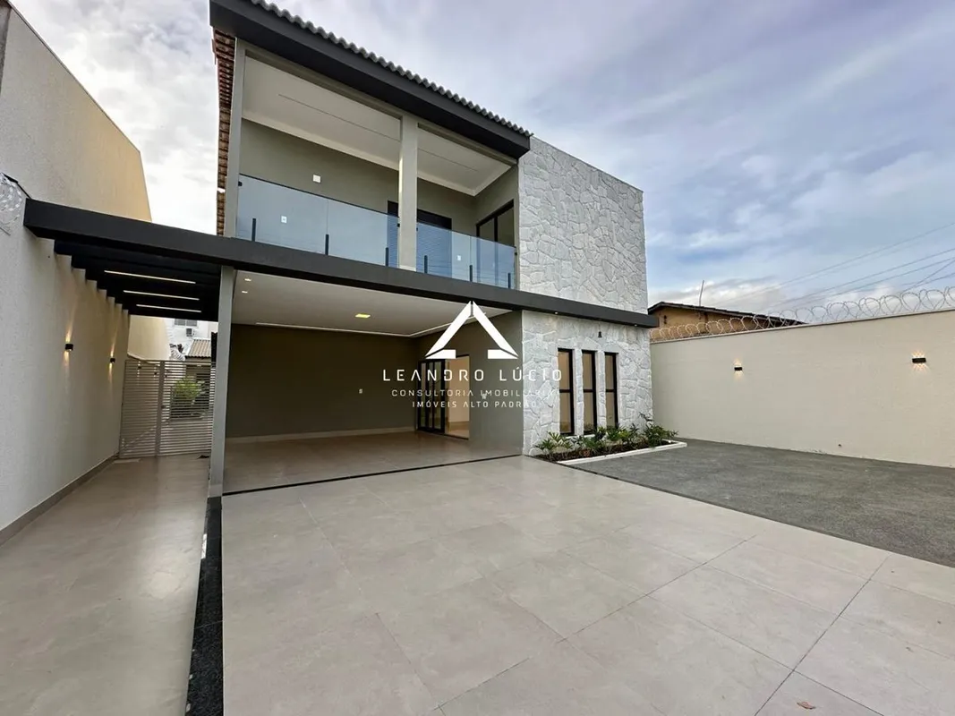 Casa Sobrado à venda, Setor Garavelo, Goiânia, GO Sobrado Alto Padrão no Setor G...