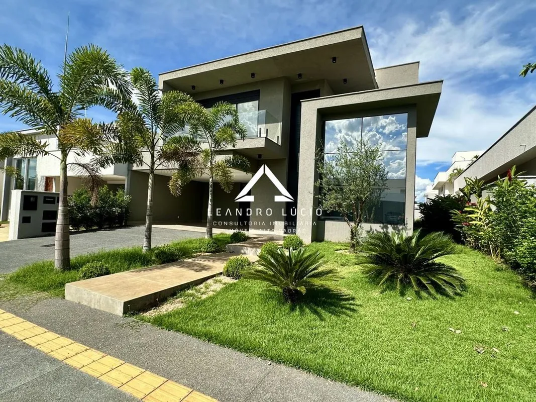 Casa Sobrado à venda com Armários, Residencial Goiânia Golfe Clube Portal do Sol...