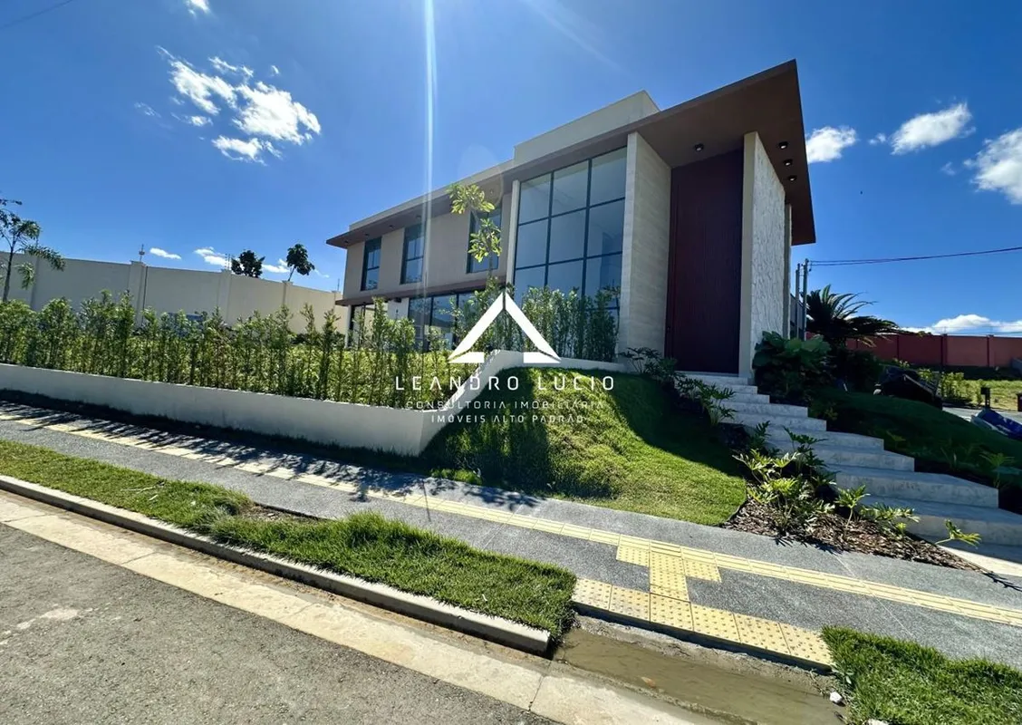 Sobrado À Venda No Condomínio Jardins Sevilha Aparecida De Goiânia/GO 4 Suítes 6...