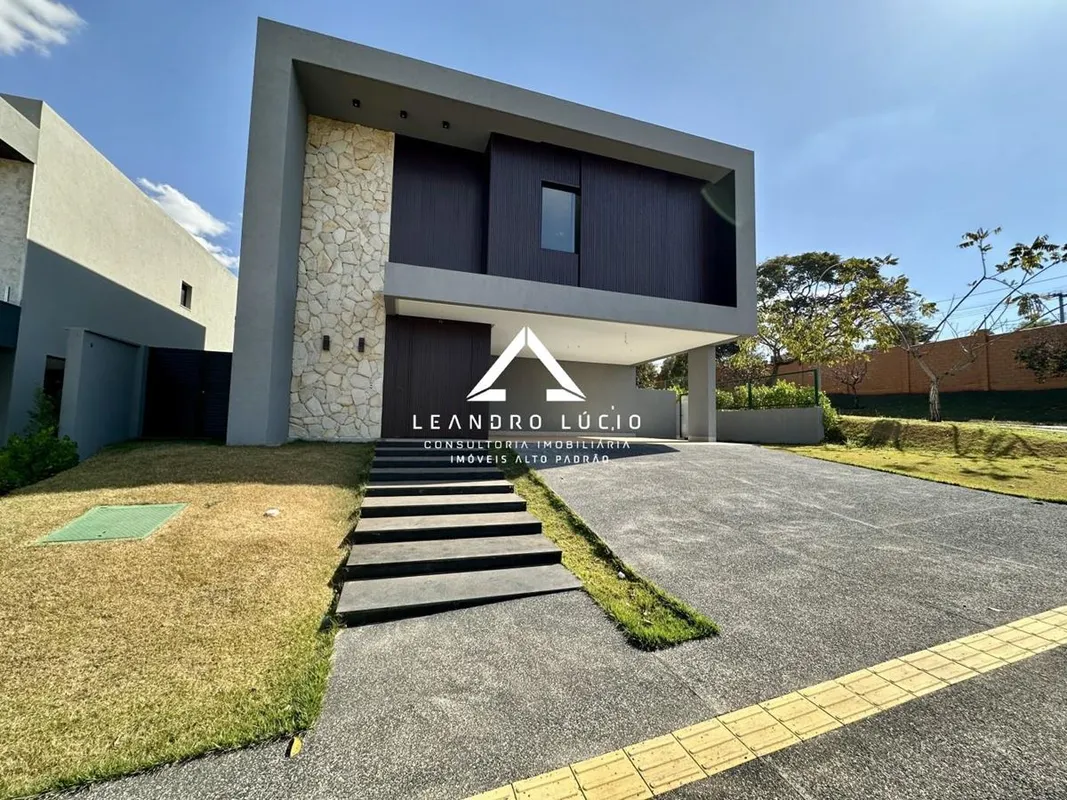 Sobrado à venda com Armários 5 Suítes Alphaville Flamboyant Residencial Araguaia...