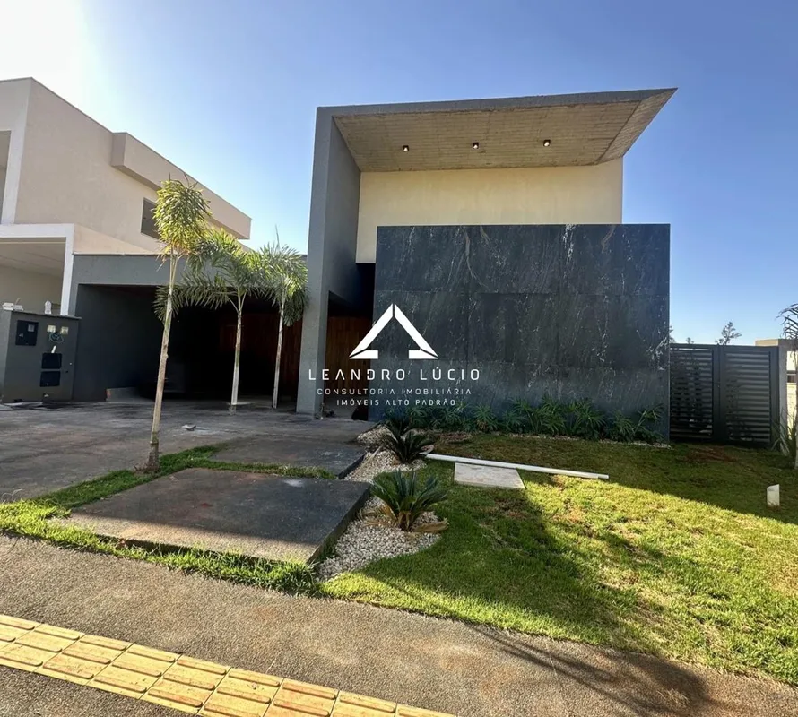 Casa à venda 4 Quartos, 4 Suites, 2 Vagas, 525M², Jardins Itália, Goiânia - GO J...