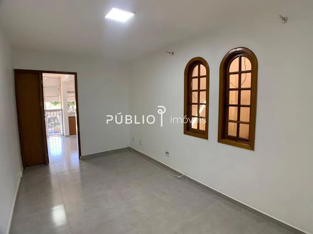 Se você busca praticidade, conforto e uma localização privilegiada, este apartam...