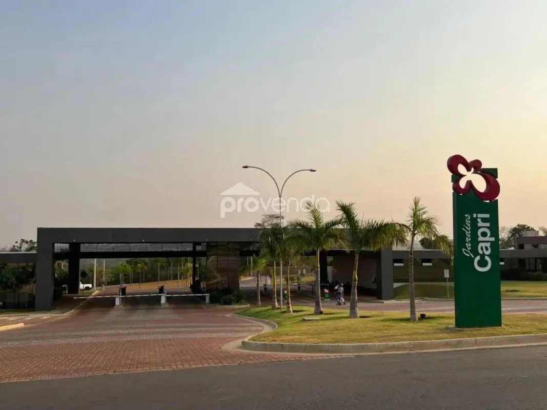 Excelente oportunidade para construir sua casa! Este lote de esquina com 424,68 ...
