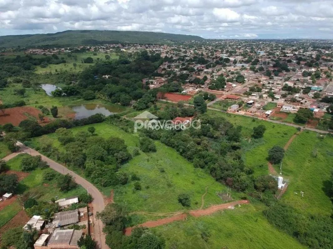 Oportunidade imperdível para quem busca uma ampla área de 56.000 m² no Setor dos...