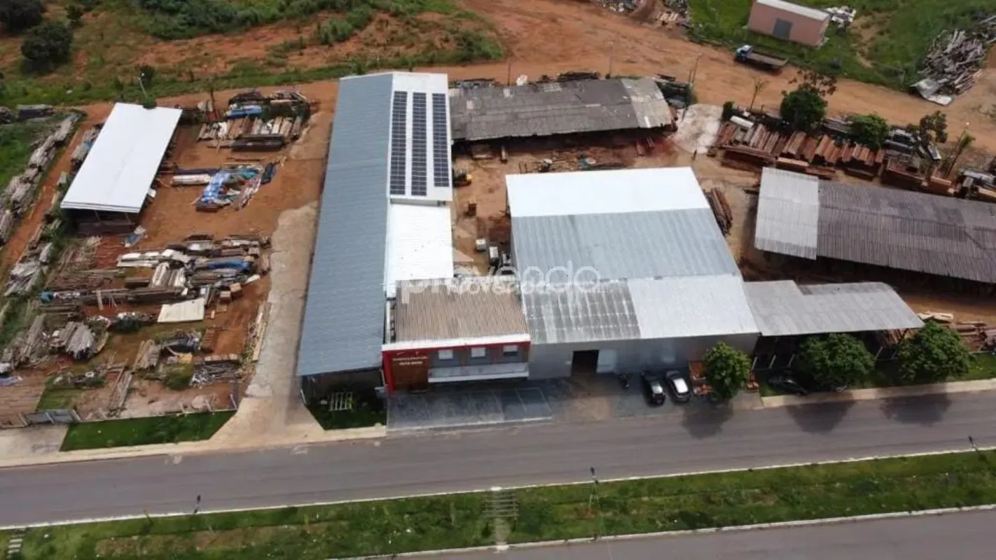 Oportunidade única de adquirir um terreno de 7.000m² localizado na continuação d...