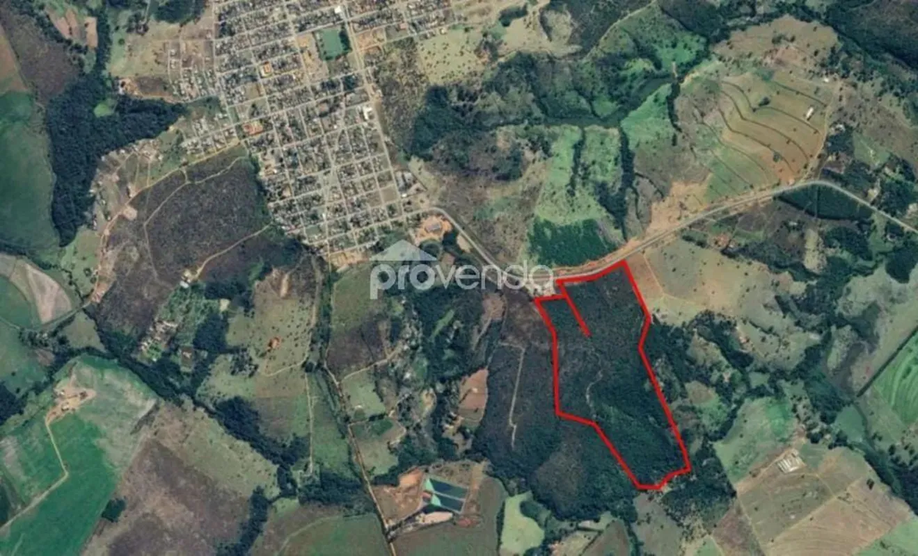 Sítio de 5,9 Alqueires Goianos à Venda por R$ 3.500.000 em Abadiânia/GOEsta prop...