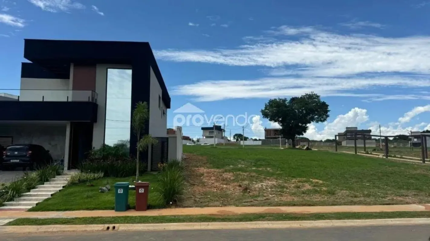 Terreno de 318m² no Condomínio Parqville Quaresmeira ? Trindade/GOSe você está e...