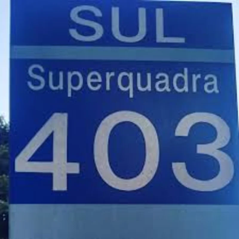 Imagine morar na centralidade da ASA SUL, na SQS 403 Bloco F, Brasília, DF. Este...