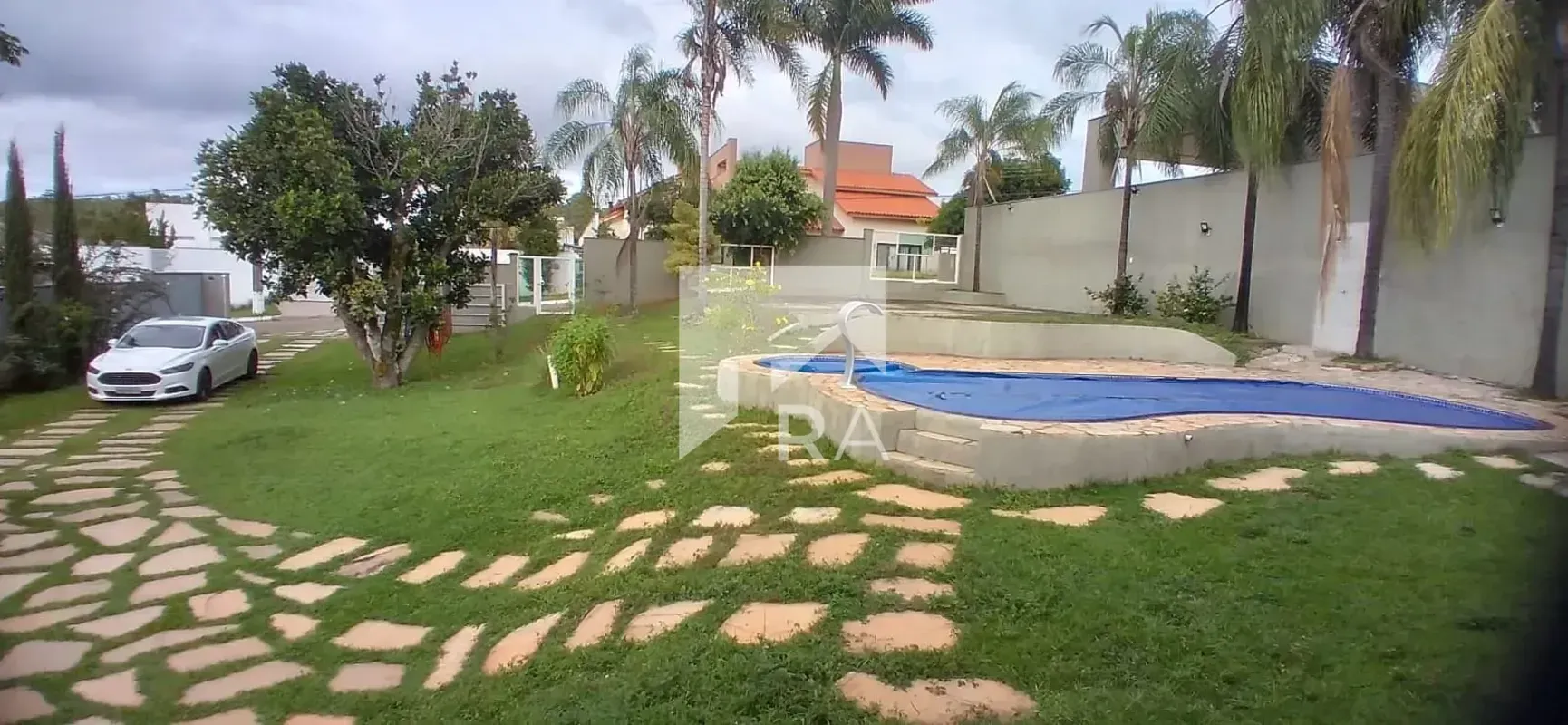 Se você busca um lar que alie conforto, modernidade e uma forte conexão com a na...