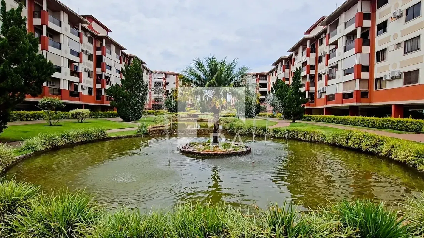  Lake Side Apartamento reformado e mobiliado à beira do lago 96 m²Há lugares que...