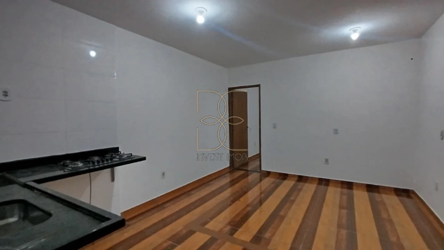 BE INVEST IMOB ALUGA:QE 38 | Guará II – Kitnet reformadaImóvel• Entrada individu...