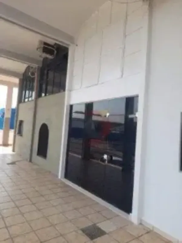 Conjunto Comercial / Sala para alugar, 36m² - Setor Oeste Sala com mezanino e ba...