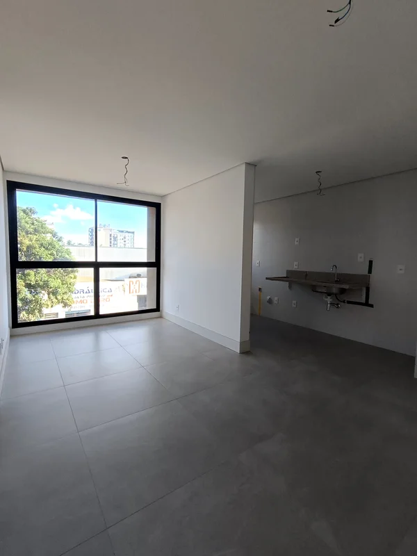 São bem distribuídos em sala de jantar, estar e TV integradas, dois quartos send...