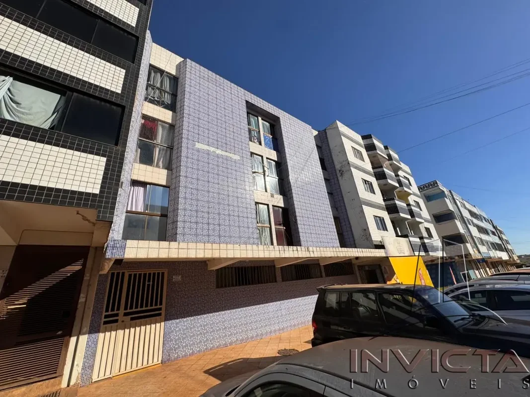 Apartamento com elevador com ótima localização no Riacho Fundo ISe procura confo...