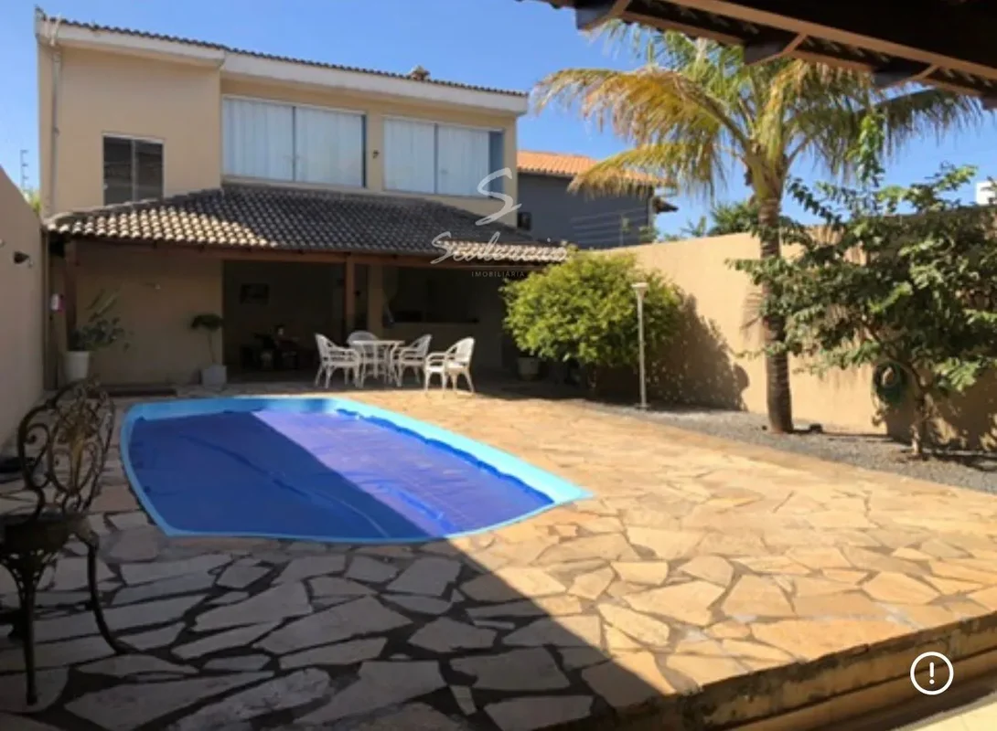 Sobrado à venda com 350m² em lote de 500m², escriturado e registrado, com lazer ...