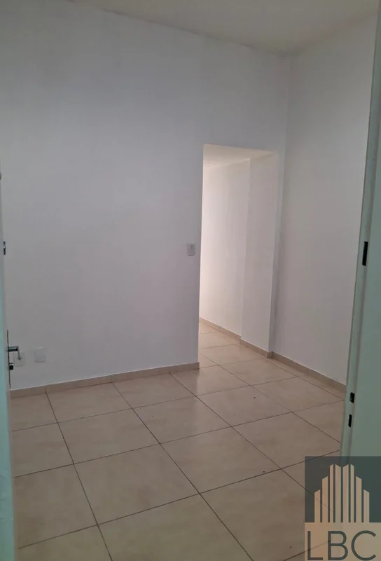 Descubra um apartamento acolhedor e prático na melhor localização do ASA NORTE, ...