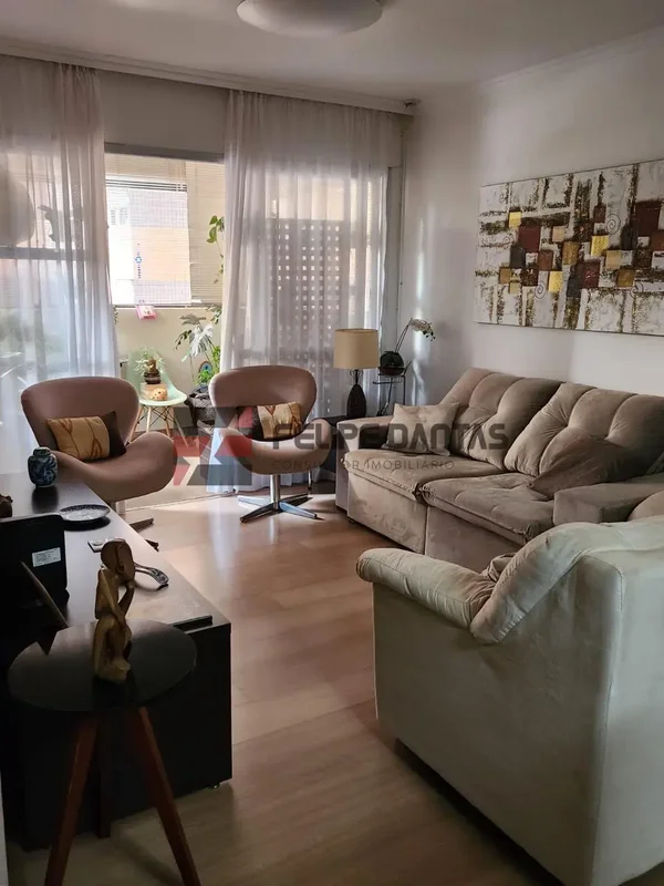 Excelente oportunidade na SQN 305!Apartamento de 110m², com 3 quartos (sendo 1 s...