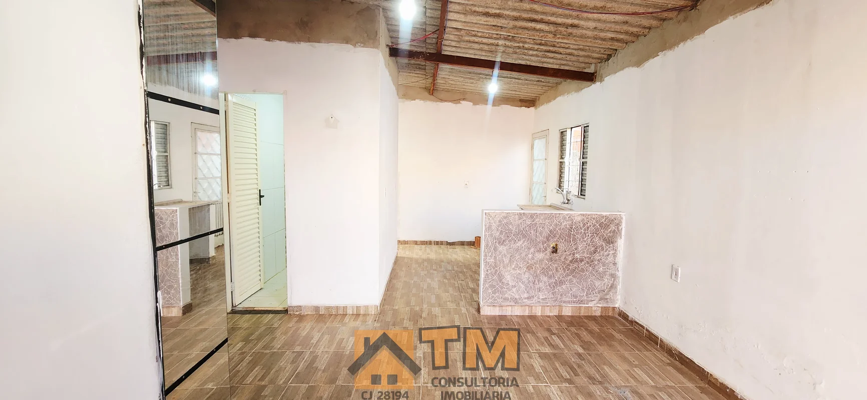TM CONSULTORIA IMOBILIÁRIAVENDE;Casa com 2 Quartos, B. Morro da Cruz, São Sebast...