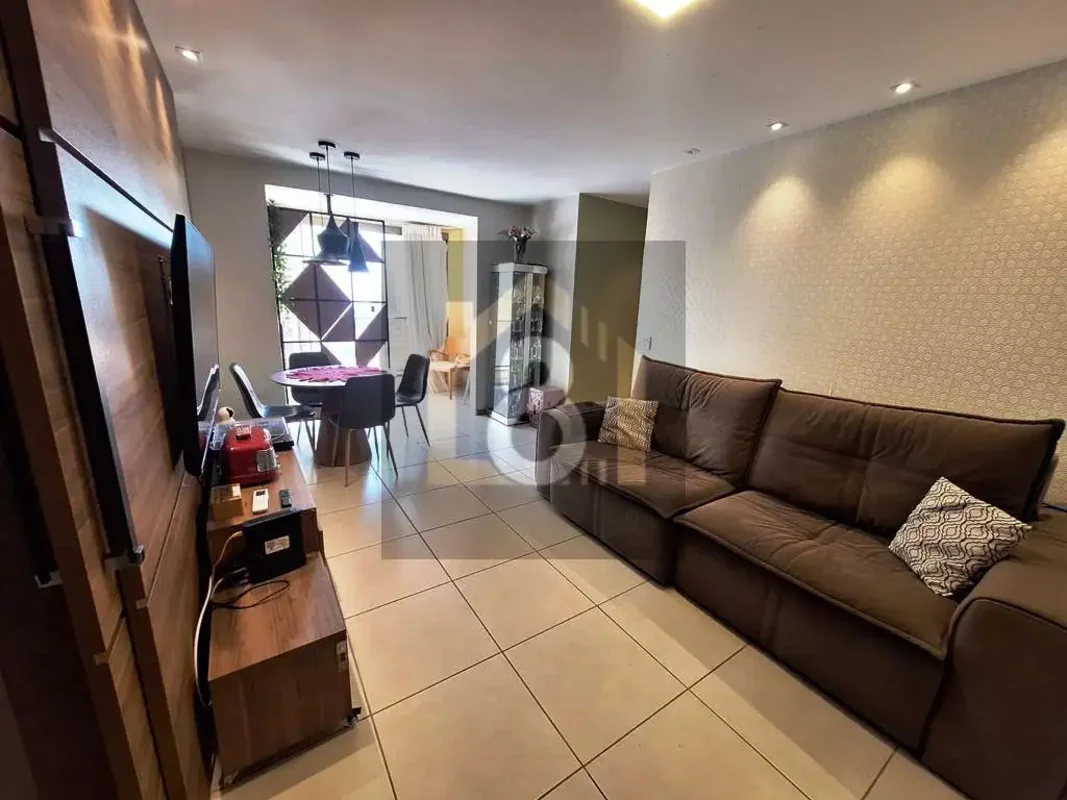 Descubra esta oportunidade única na Avenida das Araucárias, em Águas Claras (Res...