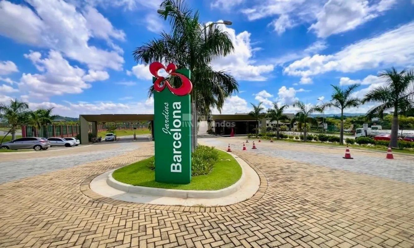 Terreno na Quadra K, em localização valorizada na parte alta do condomínio, com ...