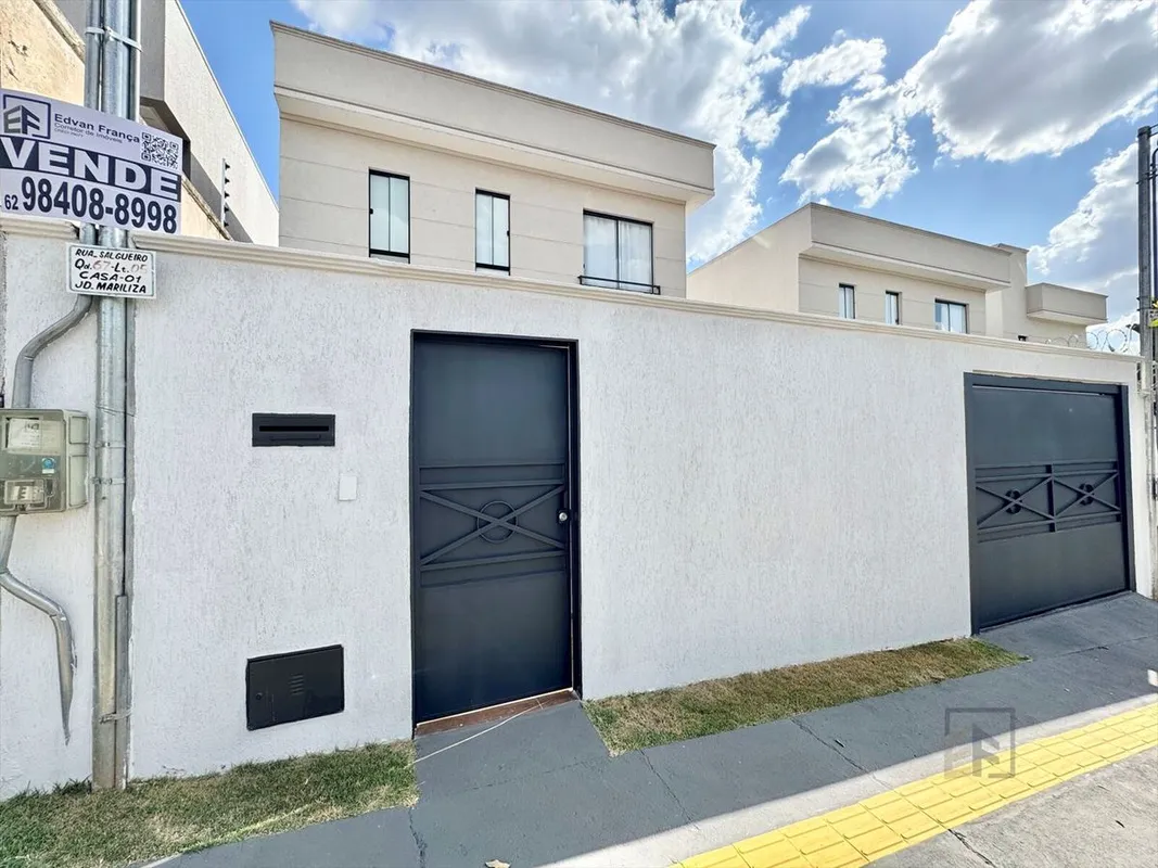 Lindo sobrado com 3 quartos sendo uma suíte a vendaBairro Jardim Mariliza Imóvel...