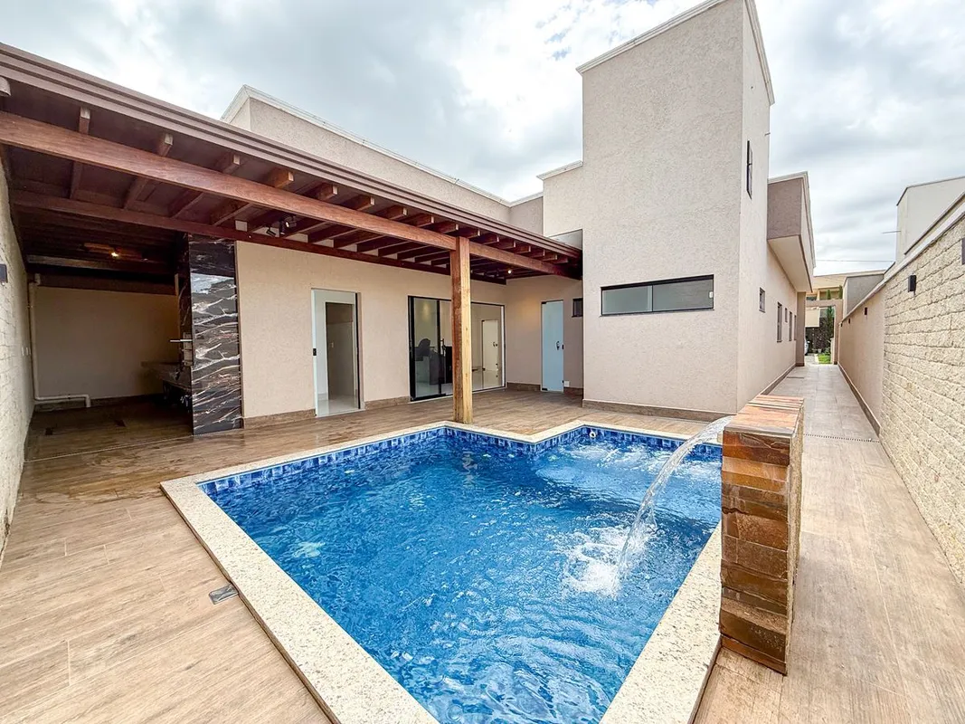CASA TÉRREA NO JARDIM VENEZA – 220 m², 3 SUÍTES E LAZER PRIVATIVO | À VENDA (Cód...