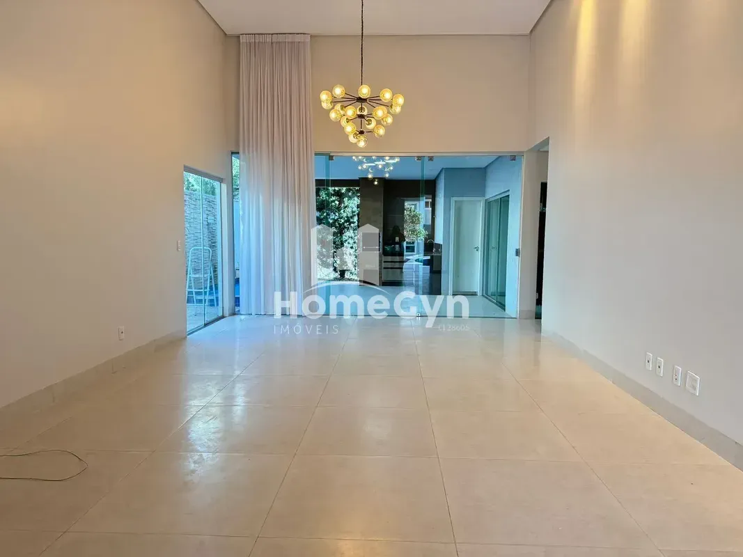 Casa Térrea Jardins Valência Conforto, Praticidade e Excelente LocalizaçãoMore c...