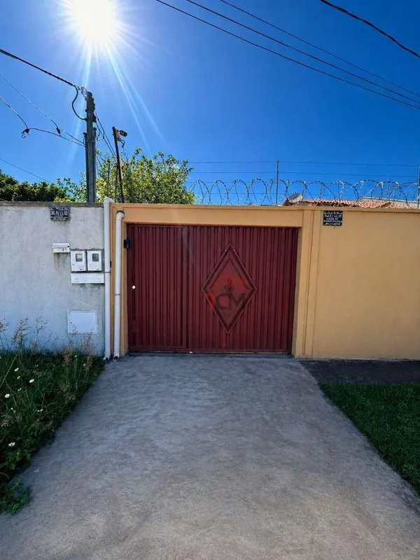 Casa residencial 3 quartos1 suíteAr condicionadoSalaCozinha com armarios2 banhei...