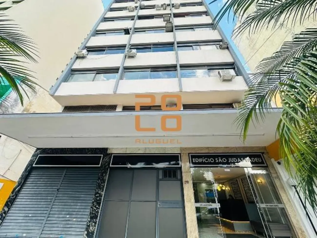 Sala comercial para alugar no Edifício São Judas Tadeu, no Setor Central. Locali...