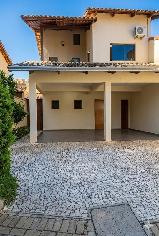 Sobrado geminado à venda, ideal para quem busca conforto, espaço e lazer complet...