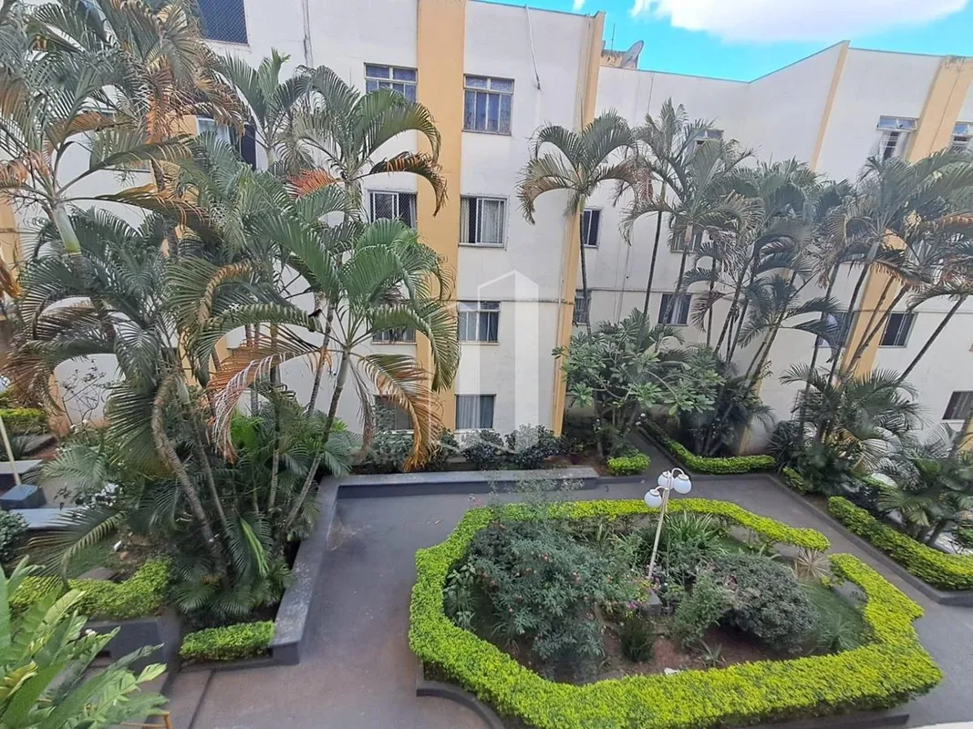 Apartamento aconchegante com 2 quartos, sala ampla para dois ambientes, banheiro...